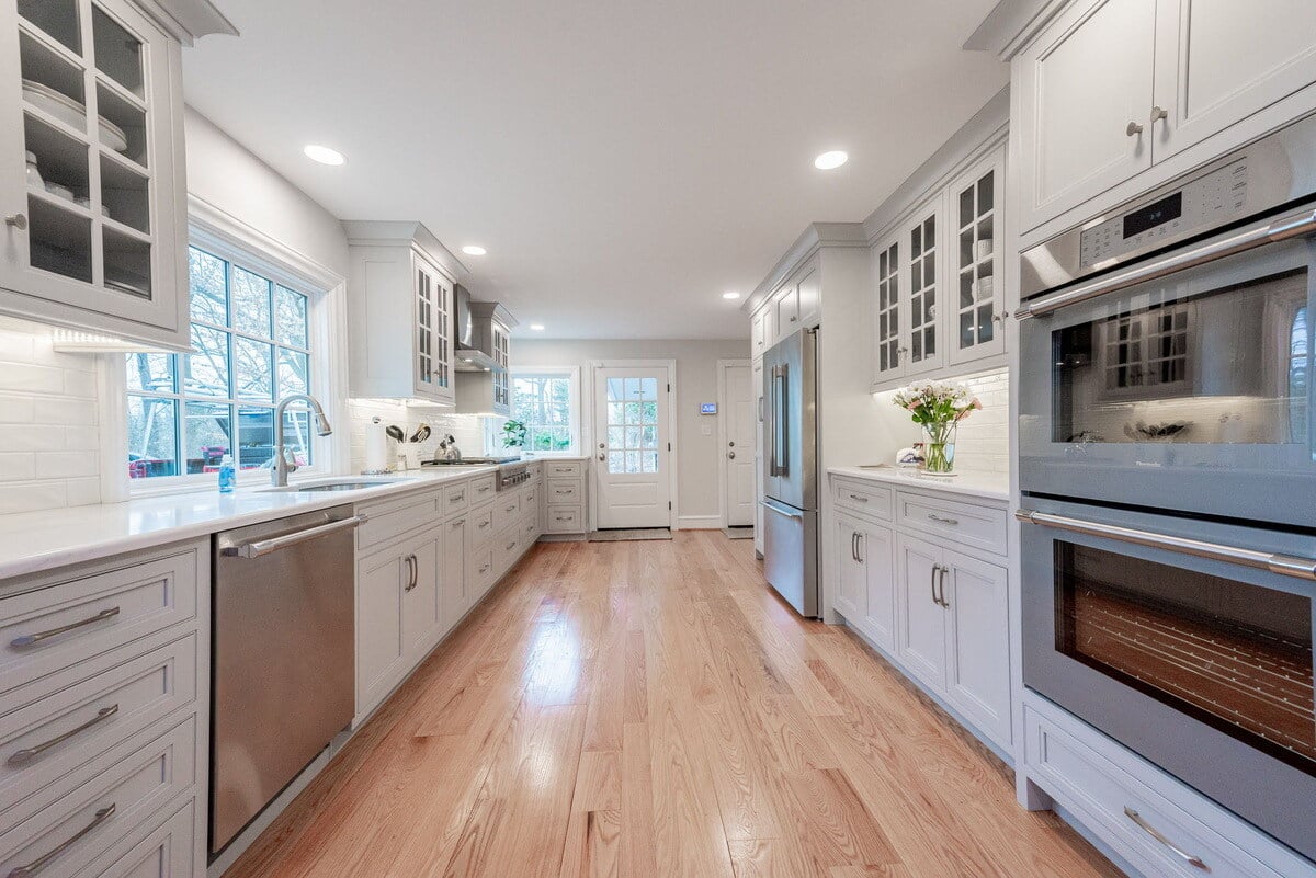 Delaware kitchen remodel by Bromwell Construction with double oven